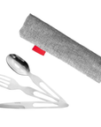 Le set de couverts en acier inoxydable