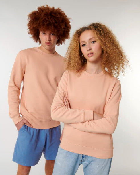Le sweatshirt iconique à col rond unisexe en coton bio