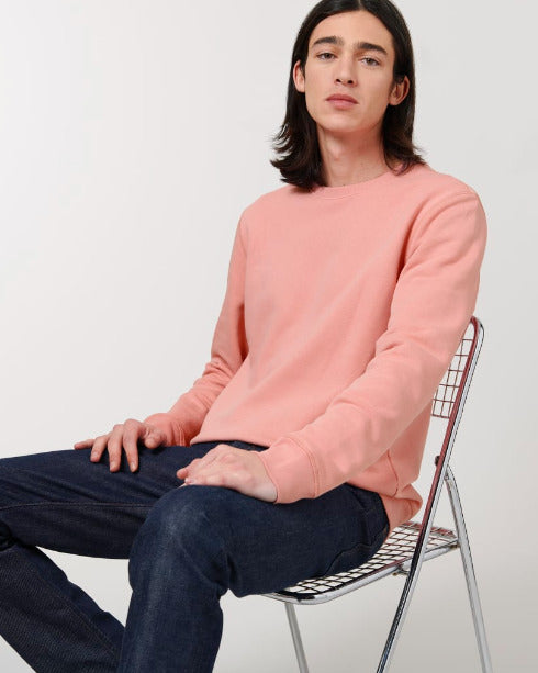 Le sweatshirt basique à col rond en coton bio