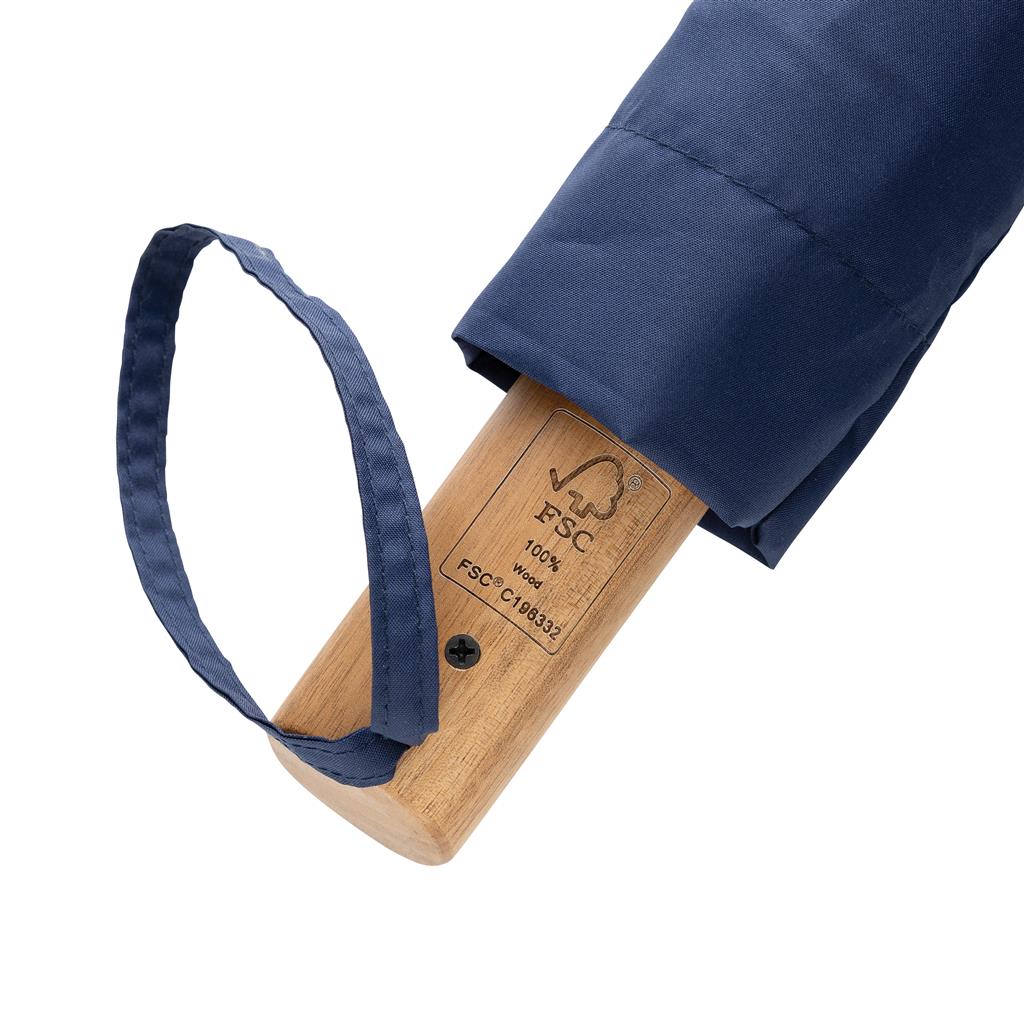 Le parapluie pliable avec poignée en bois d’acacia FSC