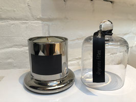 La bougie sous cloche