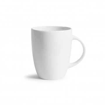 Le mug en porcelaine blanche